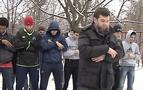 Moskova’da “Mekke” takımı maç öncesi dua edip namaz kılıyor